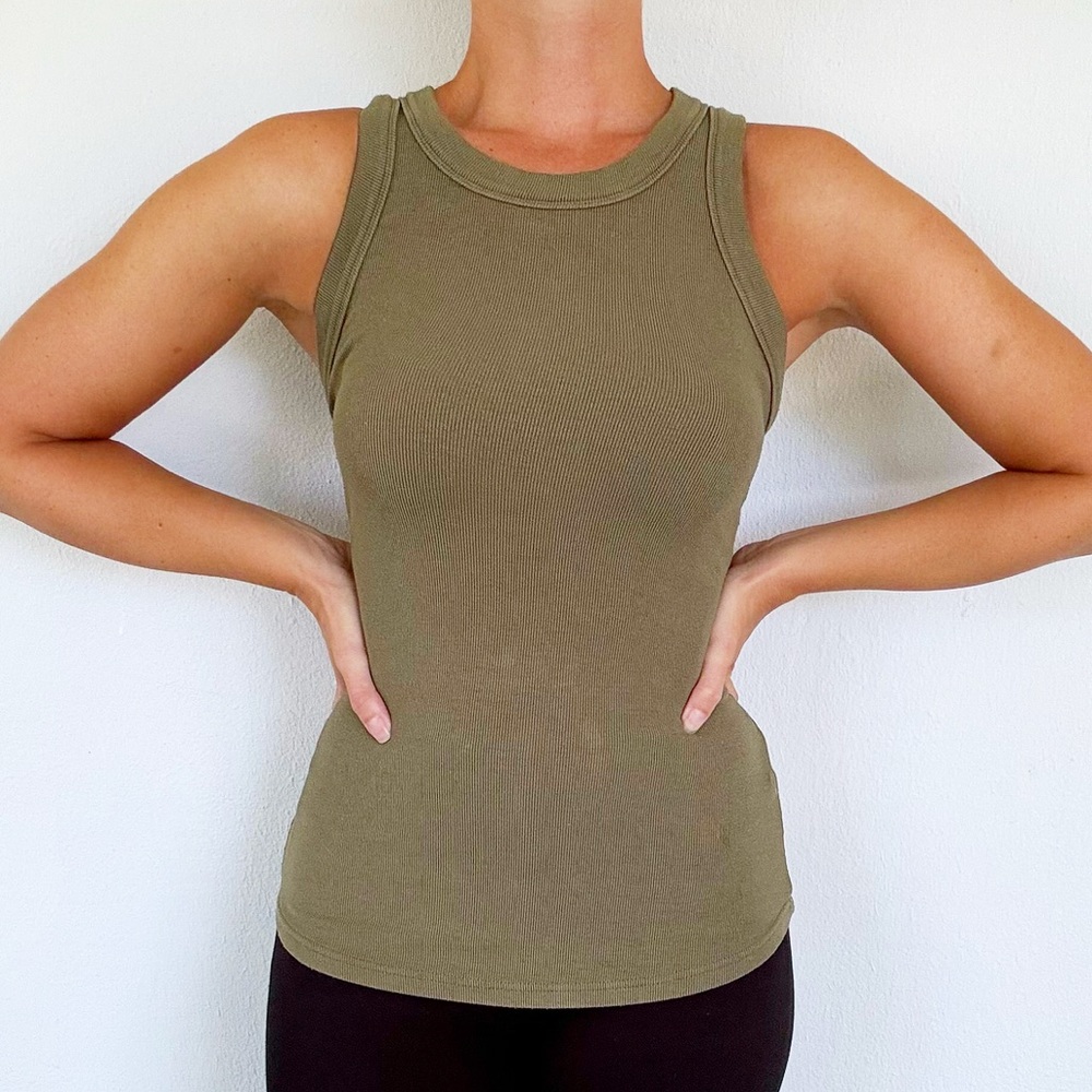 Army green stretchy ribbed knit sleeveless casual tank top size large